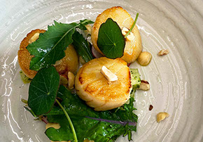 Taransay House contains a modern spacious restaurant offering great Scottish food and drink including seafood