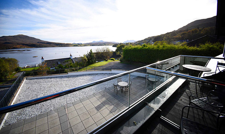 Taransay House Luxury Bed and Breakfast Accommodation in Portree with sea views
