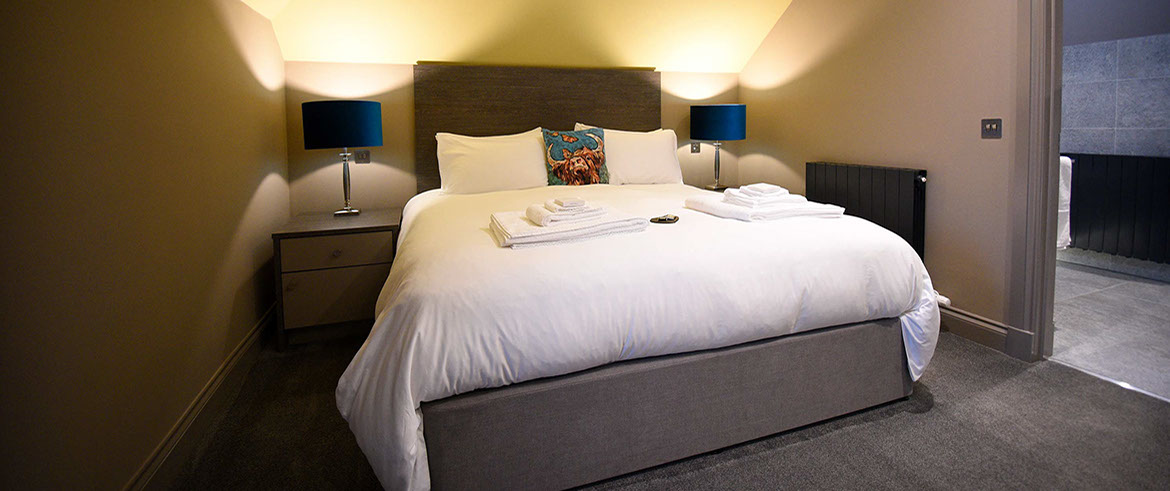 Taransay House is a luxury bed and breakfast accommodation in Portree with Super King Size Double Beds