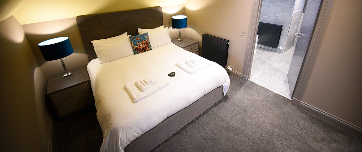 Enjoy Super King Size Double Bedrooms in Taransay House Luxury Bed and BReakfast Accommodation in Portree