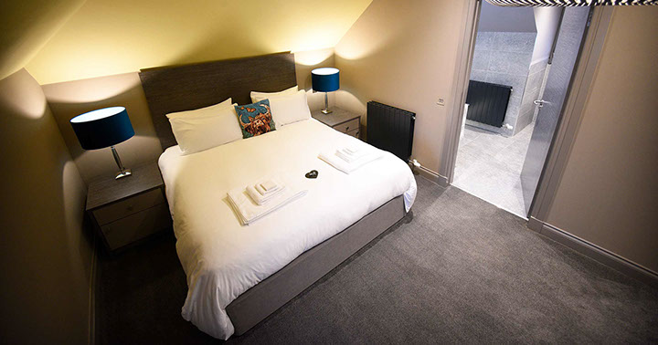 Enjoy Super King Size Double Bedrooms in Taransay House Luxury Bed and BReakfast Accommodation in Portree