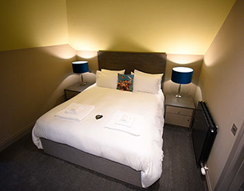 Comfortable Super King Size Double Beds with En Suite rooms are available at Taransay House Bed and Breakfast Accommodation in Portree