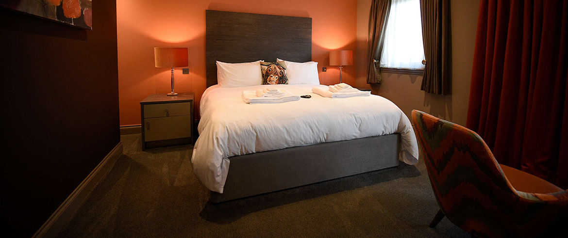 Our luxury bed and breakfast accommodation in Portree contains Super King Size Double Beds with WIFI internet access