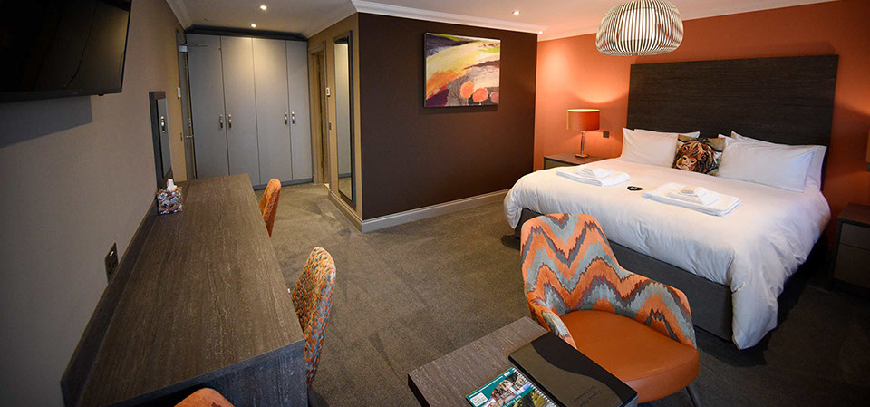 Our Luxury Guest House in Portree offers Super King Size En Suite Double Bedrooms with WIFI internet access