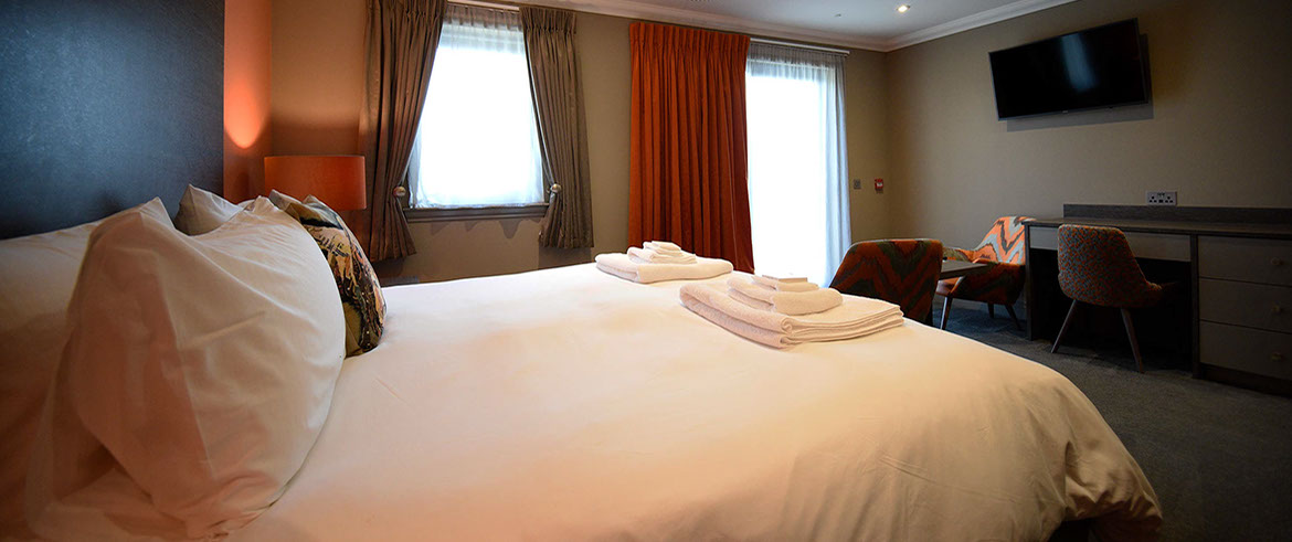 Taransay House luxury guest house accommodation rooms contain widescreen TVs with WIFI internet