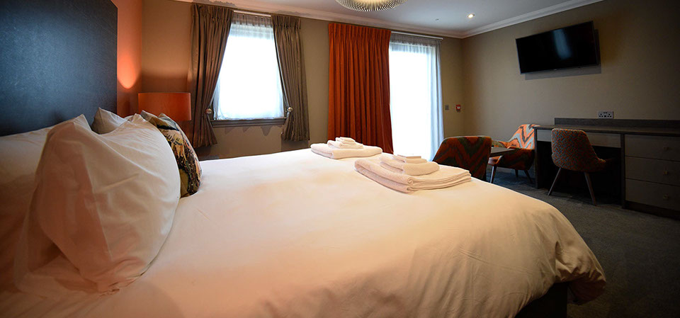 Taransay House luxury guest house accommodation rooms contain widescreen TVs with WIFI internet