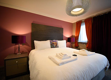 Taransay House Luxury Bed and Breakfast Accomodation in Portree with Super King Size Double Beds