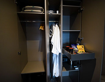 Enjoy little extras at Taransay House Bed and Breakfast Accommodation in Portree such as tea and coffee